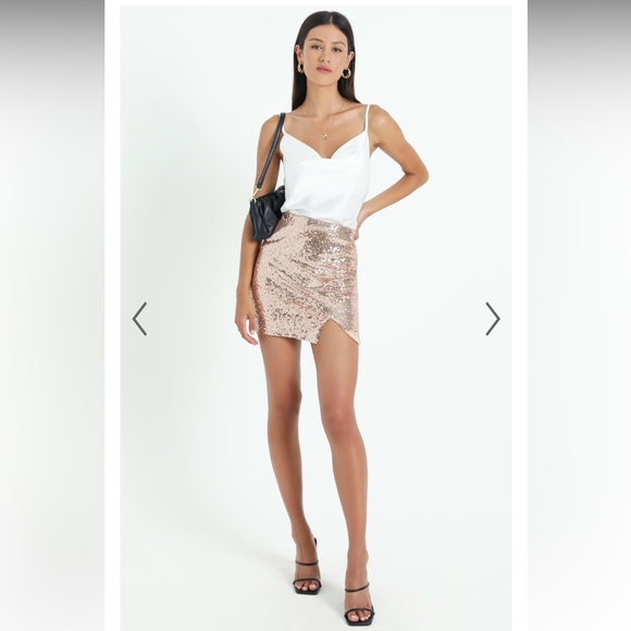ITS FAIR GAME SKIRT IN ROSE GOLD SEQUIN - Picture 2 of 8